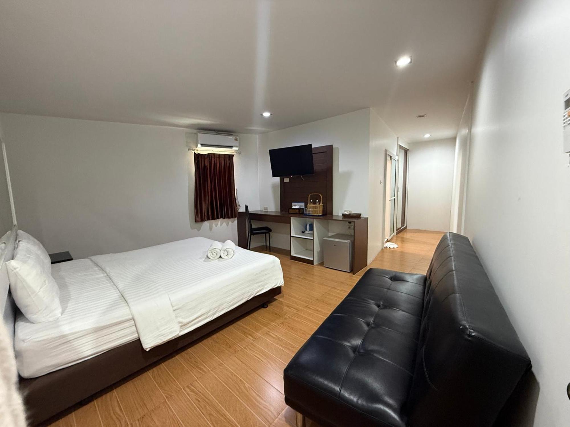 Bed By Cruise Hotel At Samakkhi-Tivanont Νονταμπουρί Εξωτερικό φωτογραφία