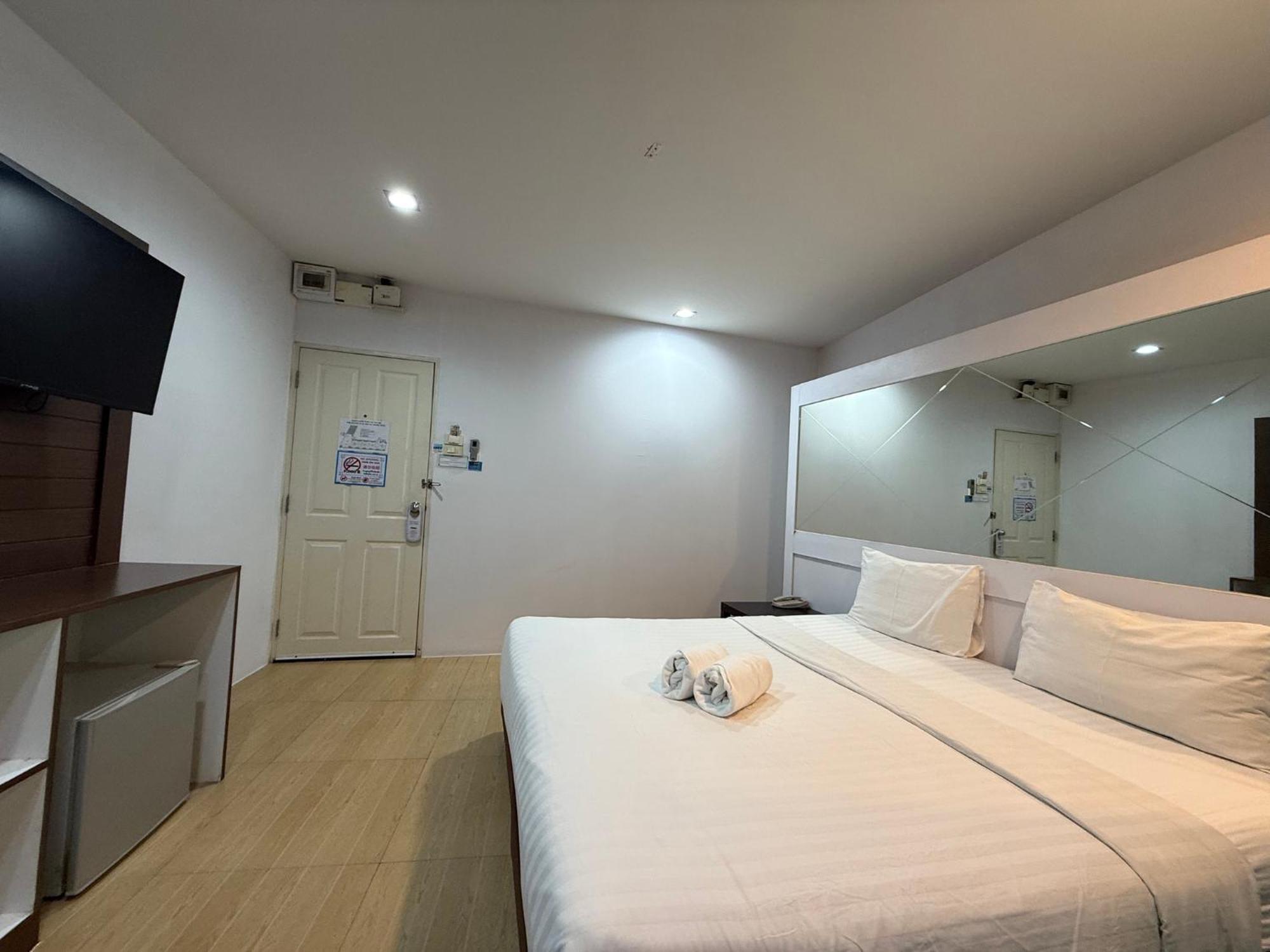 Bed By Cruise Hotel At Samakkhi-Tivanont Νονταμπουρί Εξωτερικό φωτογραφία