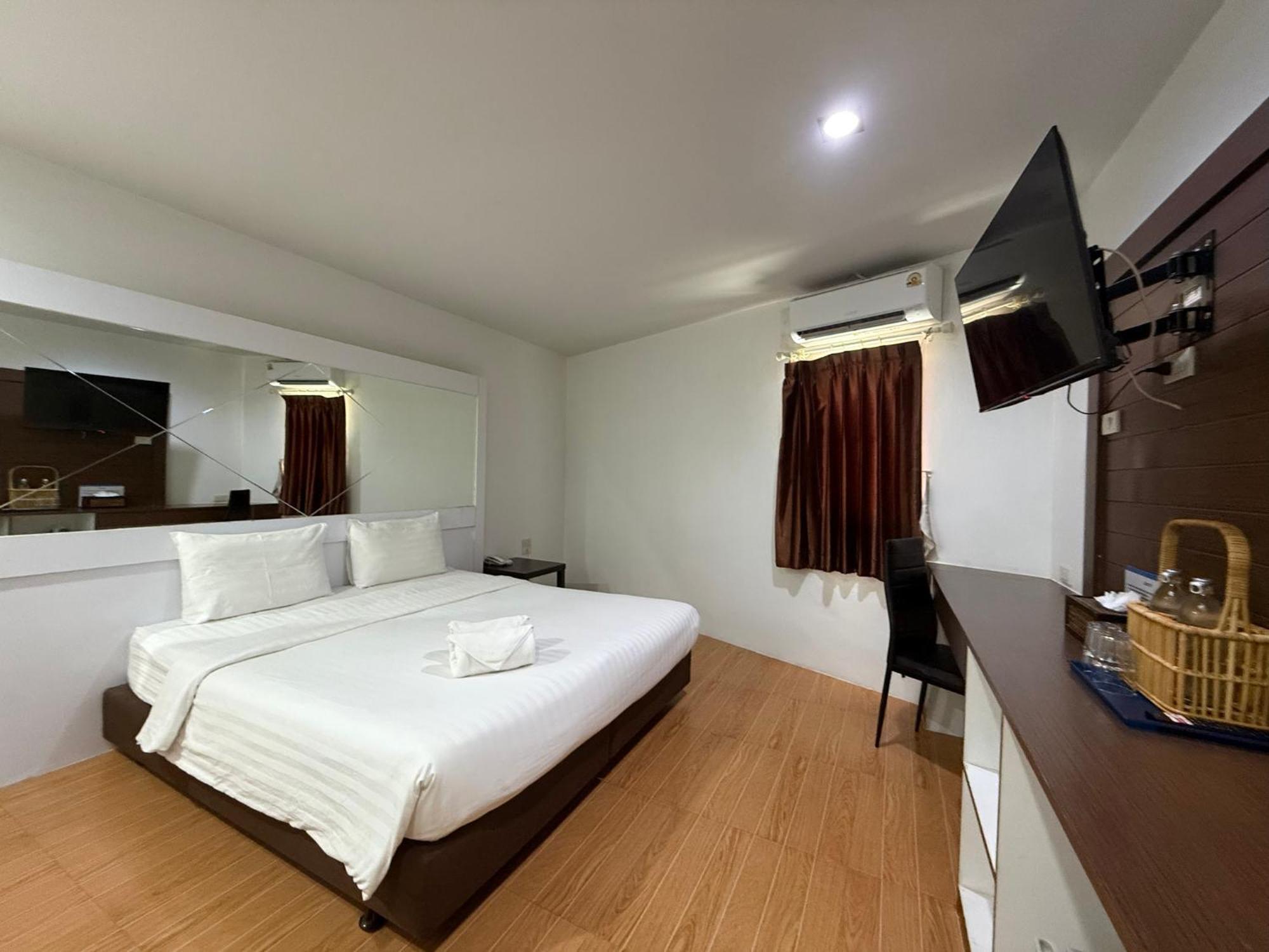 Bed By Cruise Hotel At Samakkhi-Tivanont Νονταμπουρί Εξωτερικό φωτογραφία